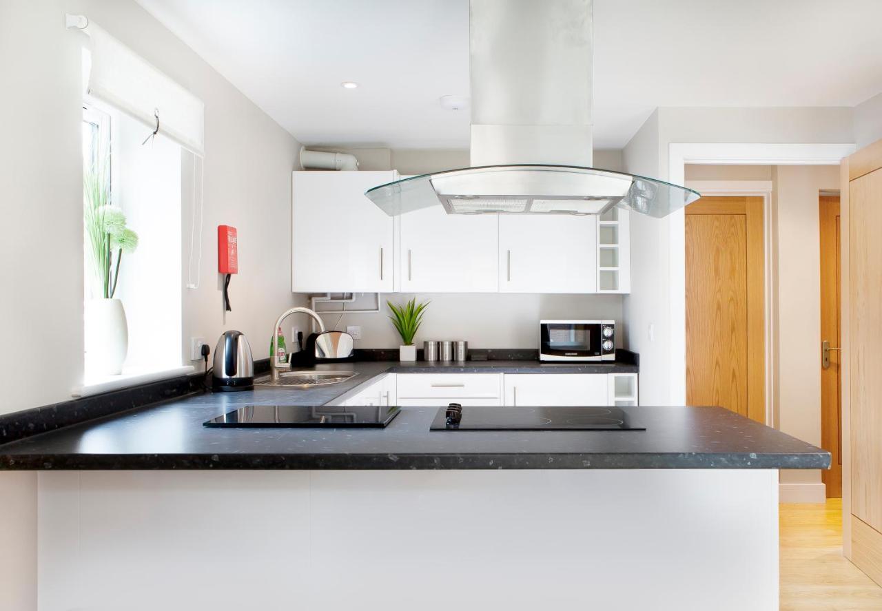 Apartmán Saracens Courtyard By Swa Cheltenham Exteriér fotografie